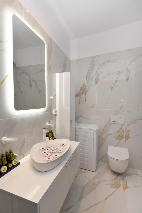Syrene Luxury Suites 에르무폴리 외부 사진