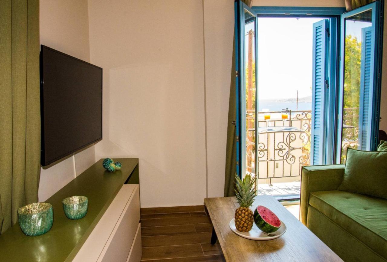 Syrene Luxury Suites 에르무폴리 외부 사진